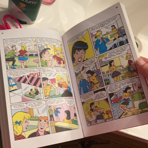 “Betty and me“ Archie comics book - Picture 10 of 11